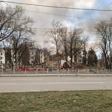 90% of Mariupol in ruins, including theater where hundreds sheltered, official says: Live Ukraine updates